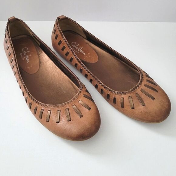 Cole Haan flats/ loafers Size 8 - Picture 2 of 14